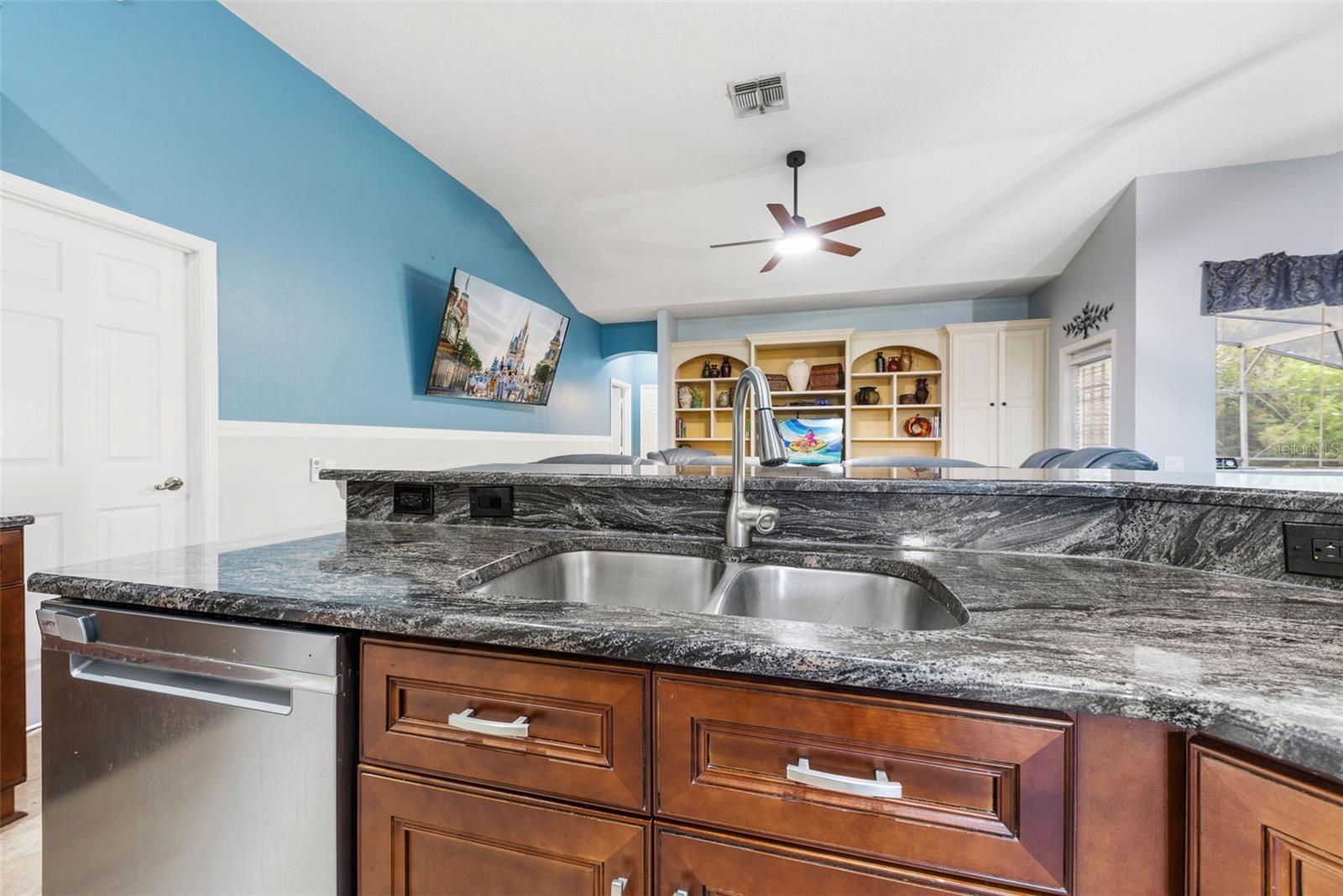 Image 12 of 45 For 13471 Falcon Pointe Drive