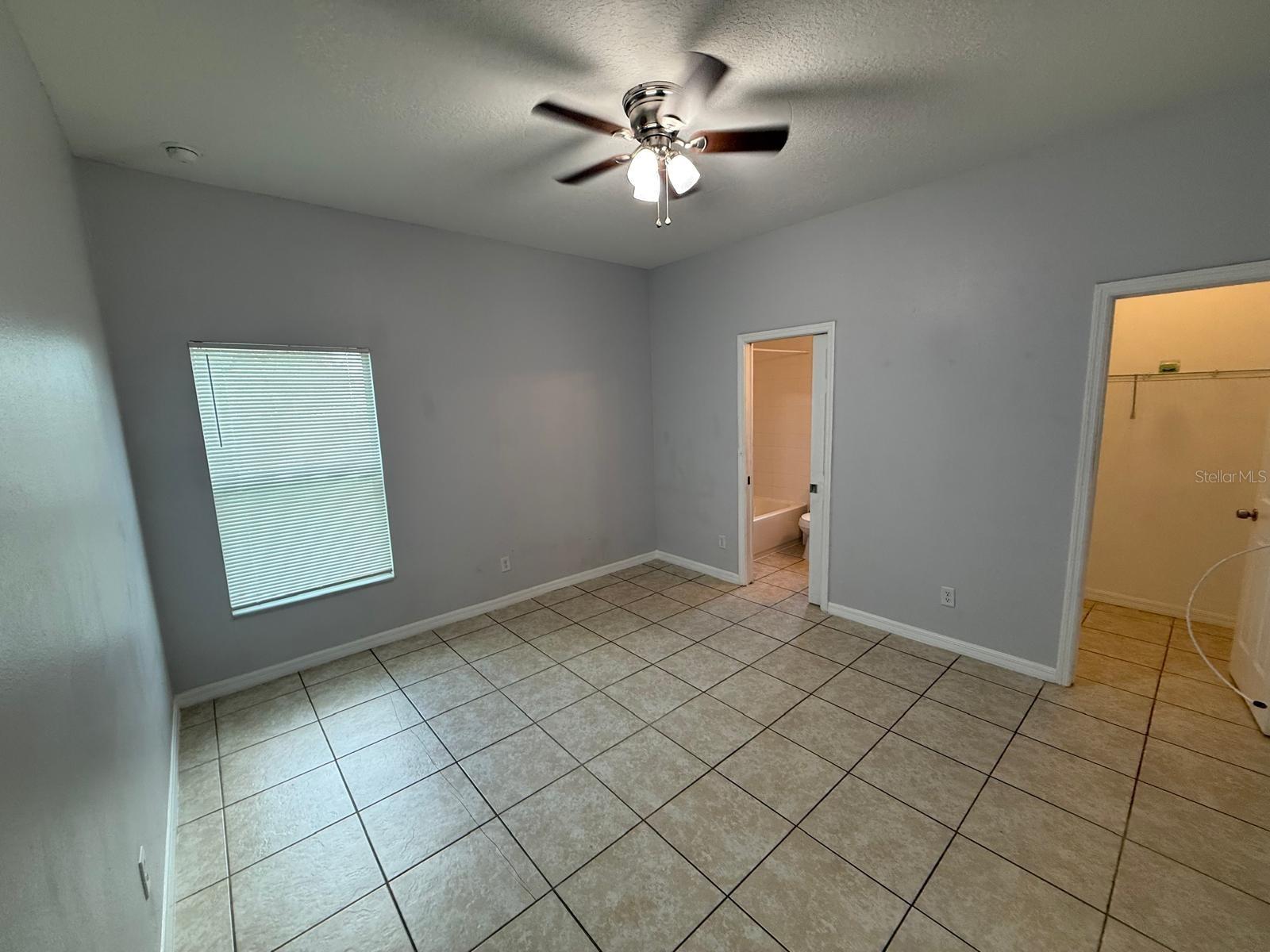 Image 10 of 26 For 816 Abbeville Court B