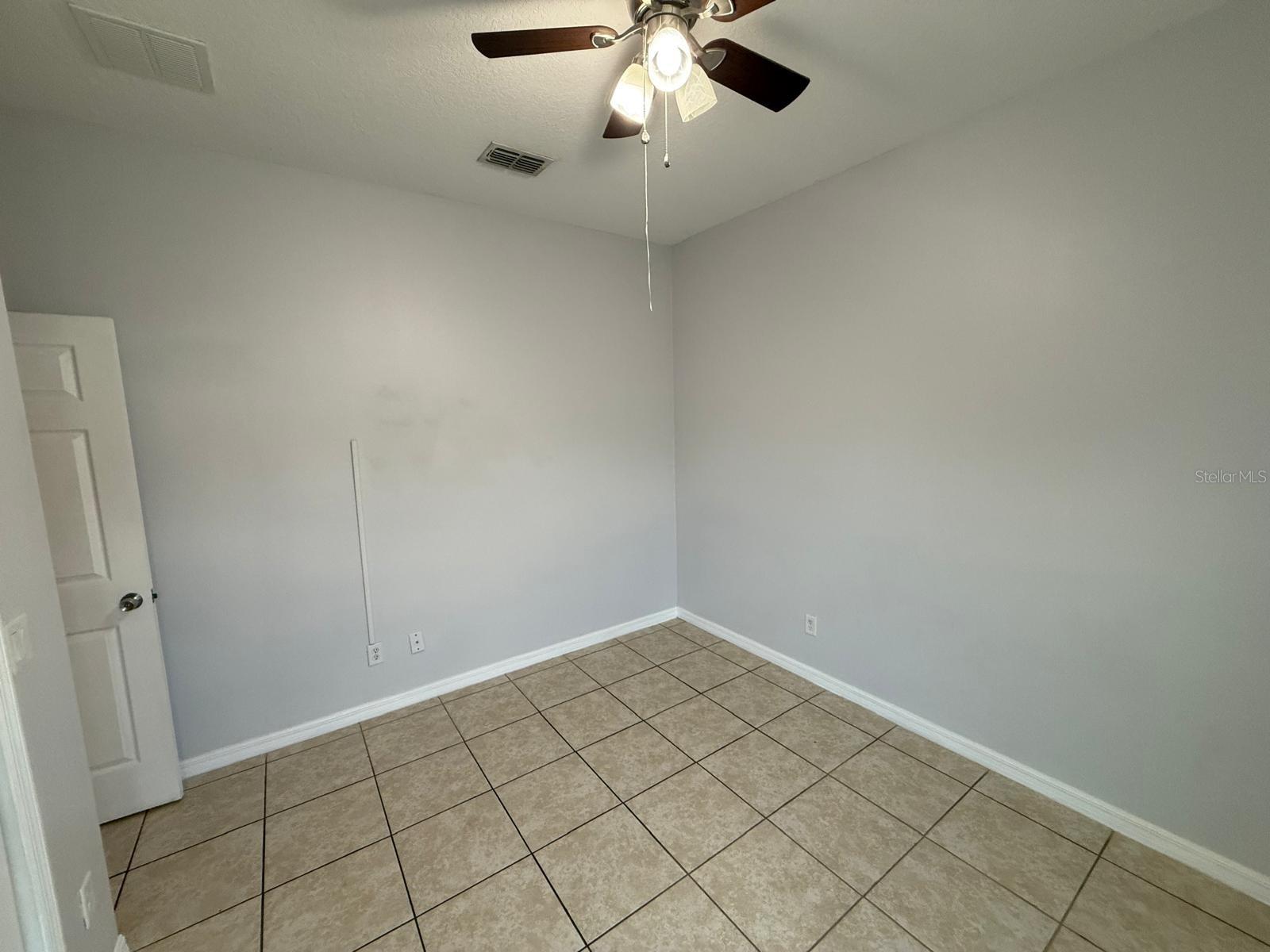 Image 22 of 26 For 816 Abbeville Court B