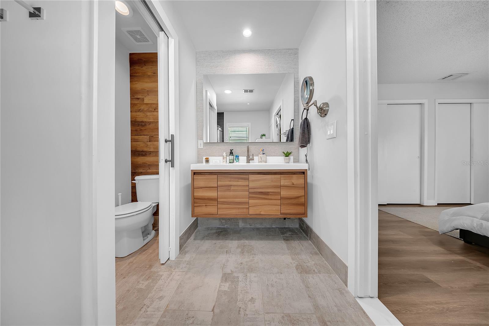 Image 23 of 66 For 1352 Ortega Street