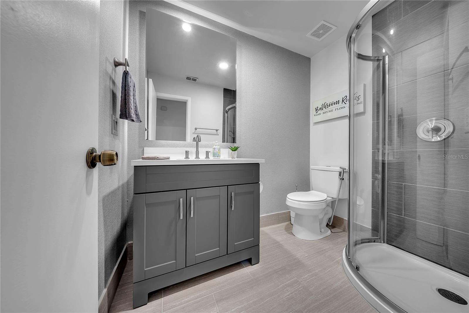 Image 24 of 66 For 1352 Ortega Street