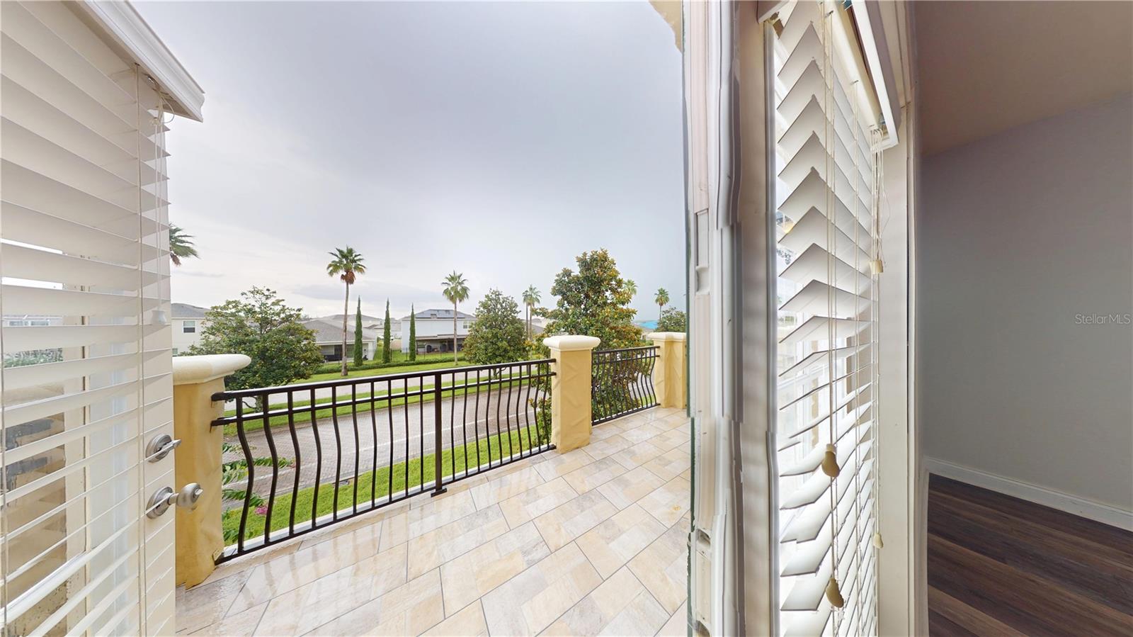 Image 18 of 24 For 2298 Bella Vista Drive