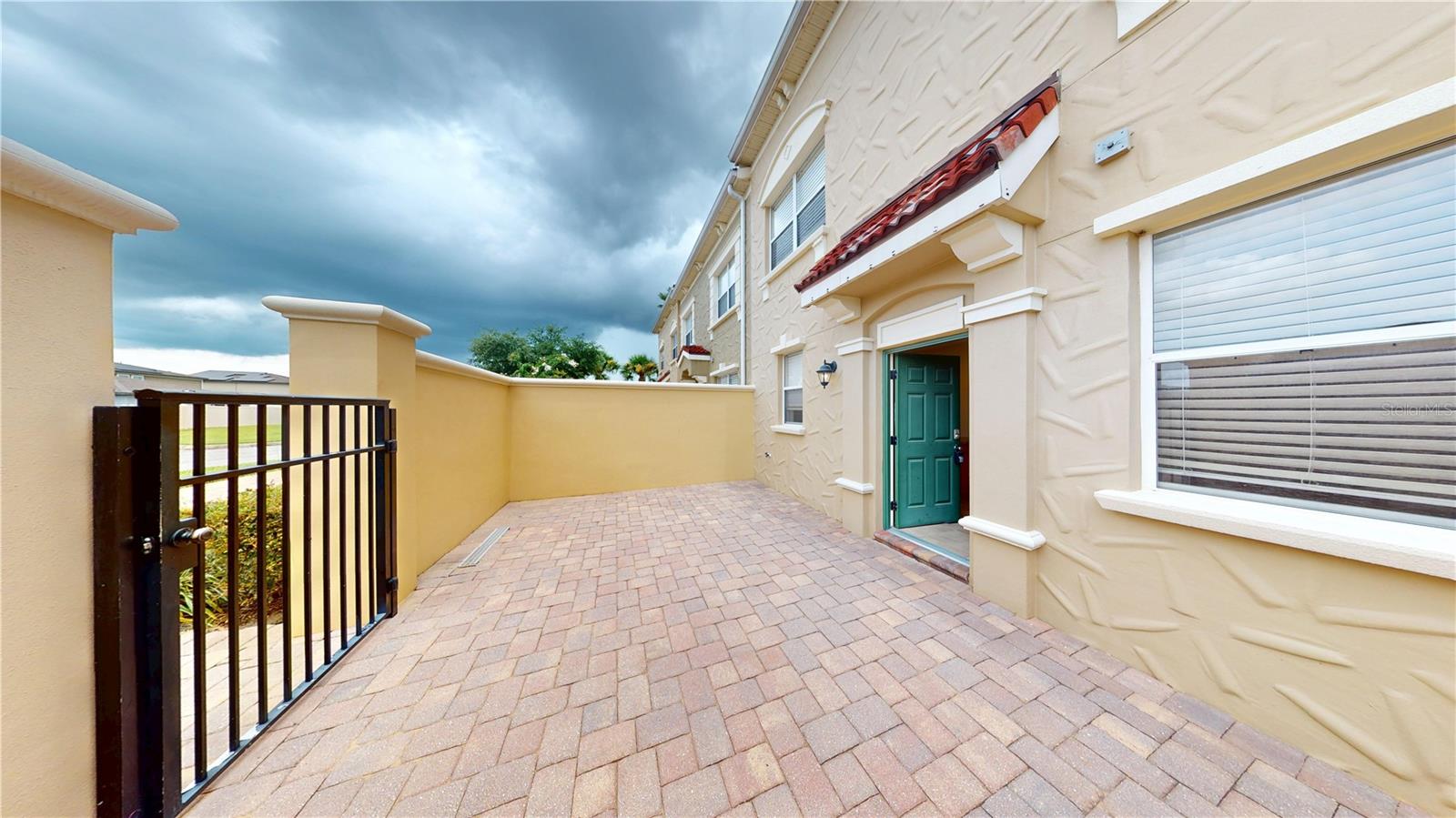 Image 2 of 24 For 2298 Bella Vista Drive