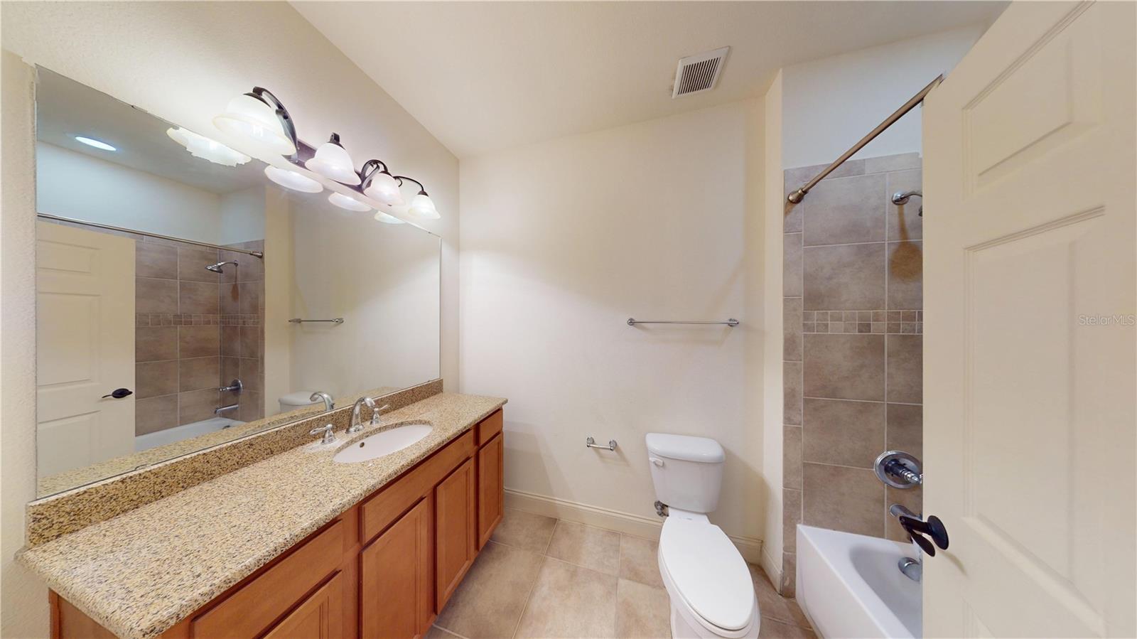 Image 21 of 24 For 2298 Bella Vista Drive