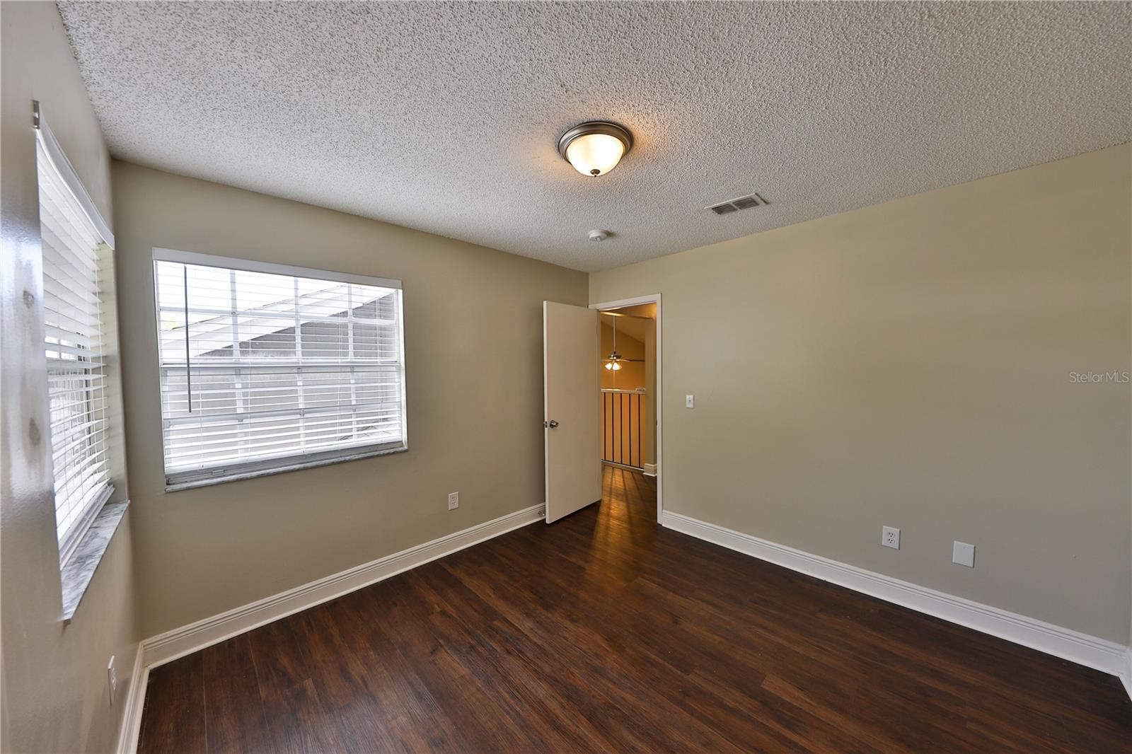 Image 14 of 19 For 624 Maple Oak Circle 108