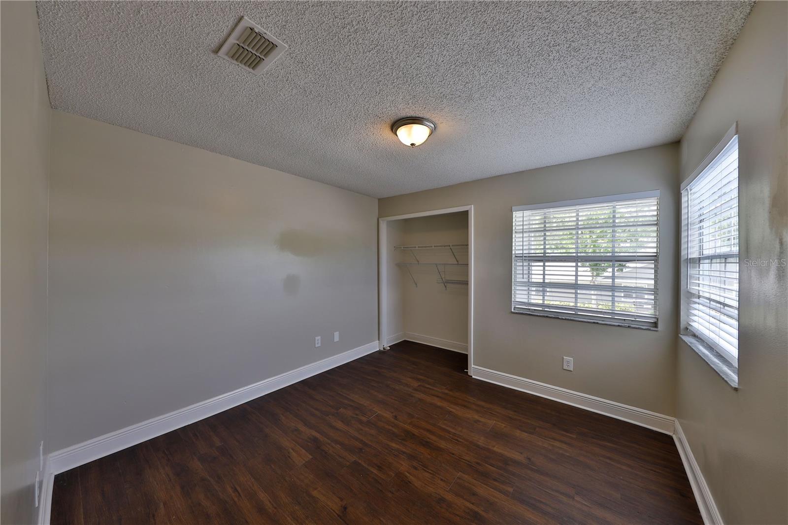 Image 17 of 19 For 624 Maple Oak Circle 108