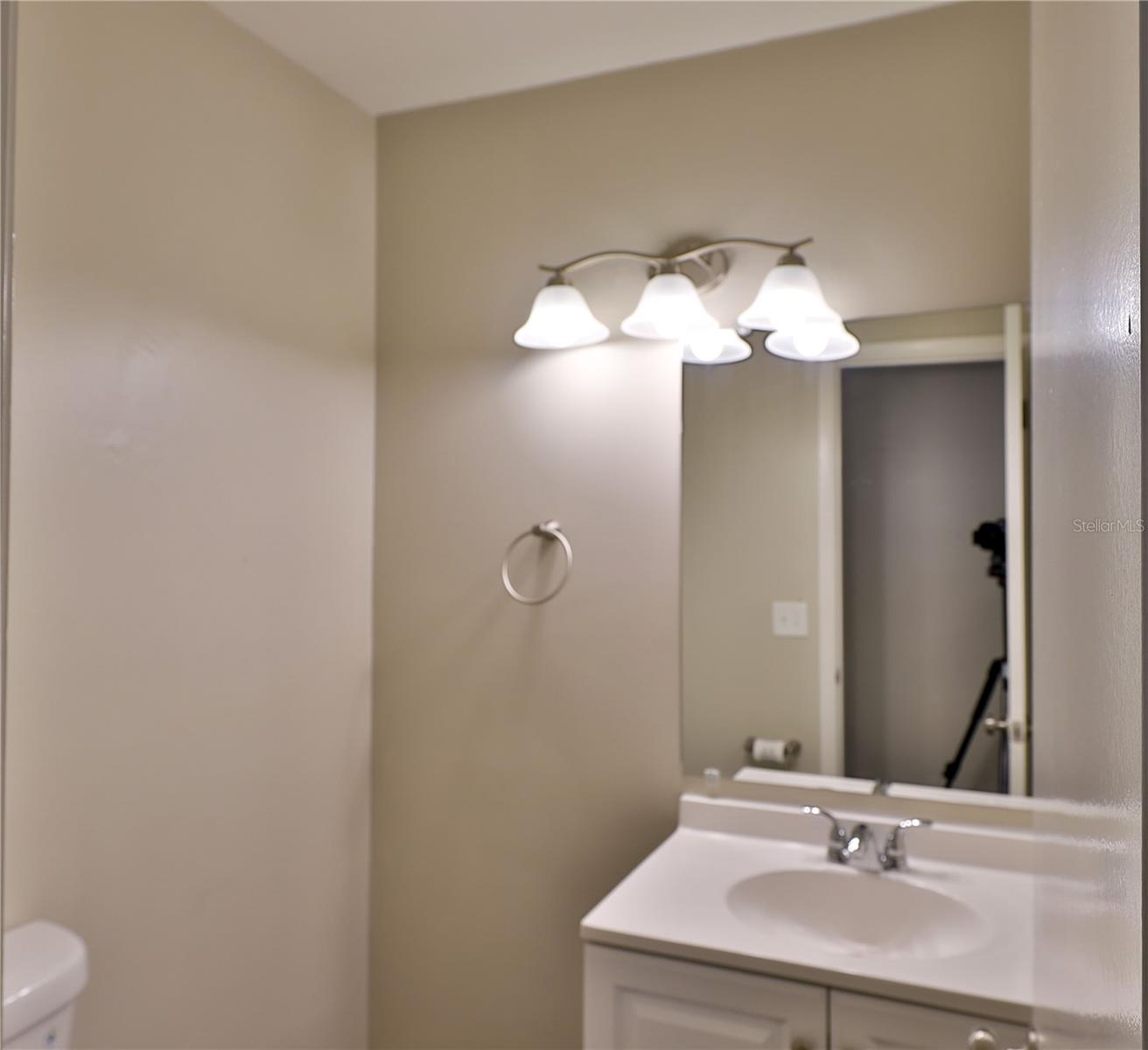 Image 9 of 19 For 624 Maple Oak Circle 108
