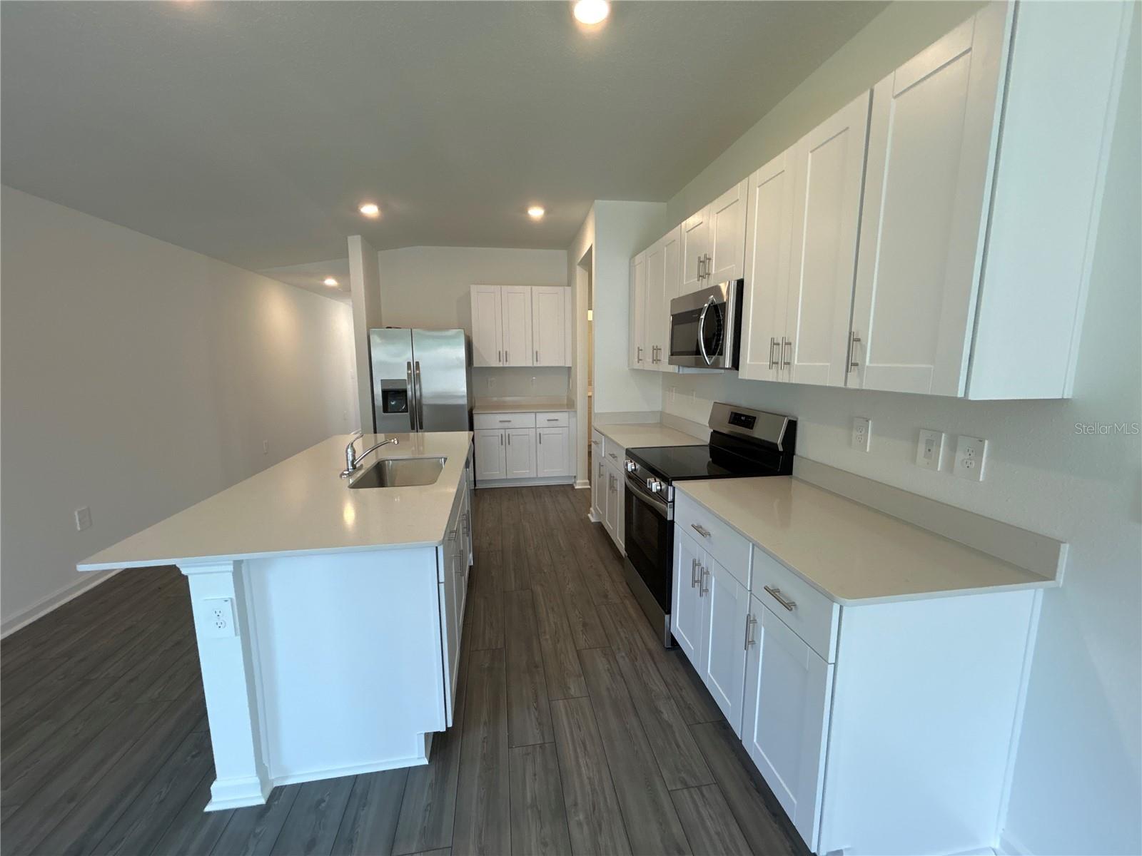 Image 3 of 16 For 3084 38th Lane