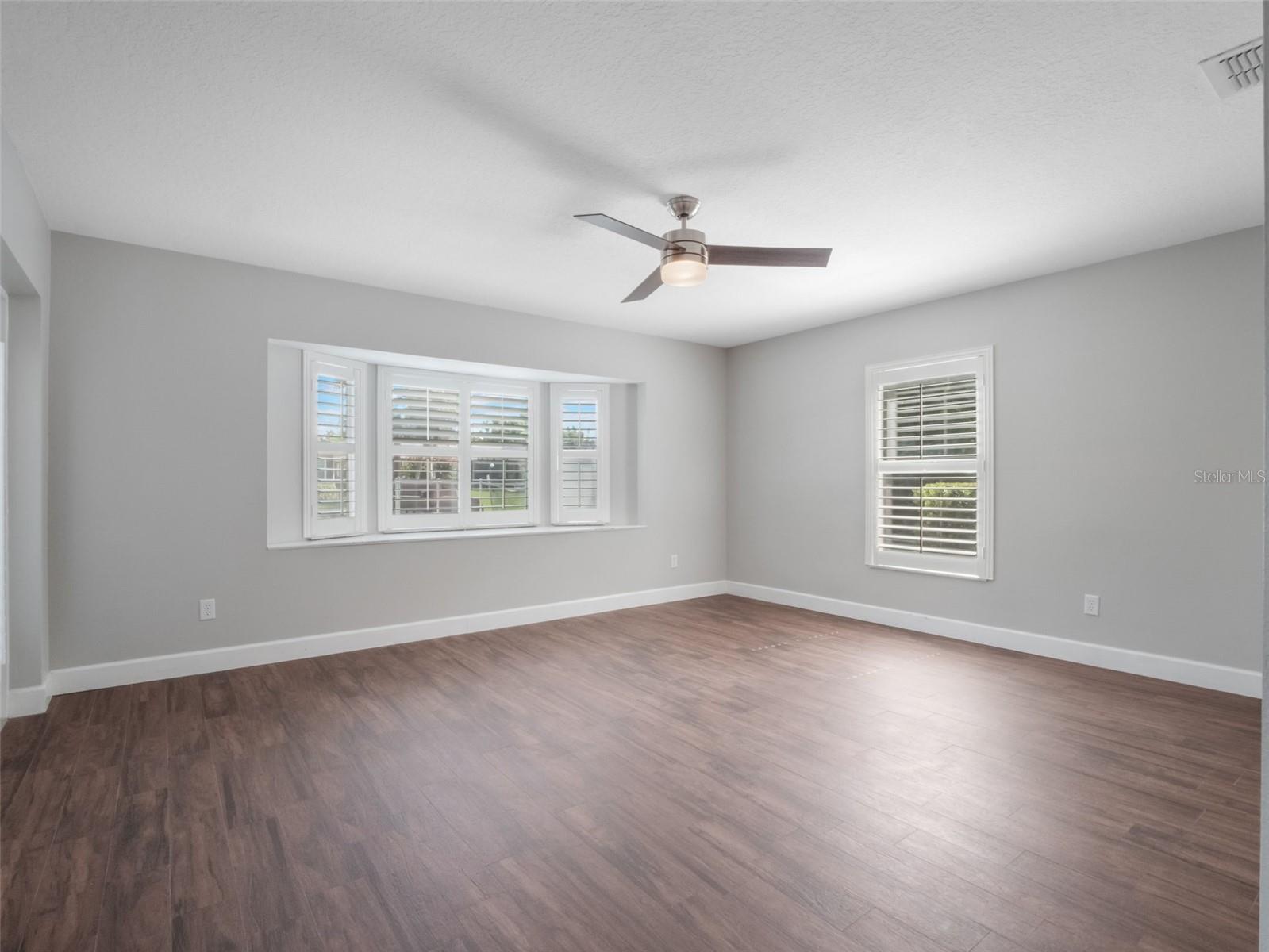 Image 32 of 78 For 437 Harbour Oaks Pointe Drive
