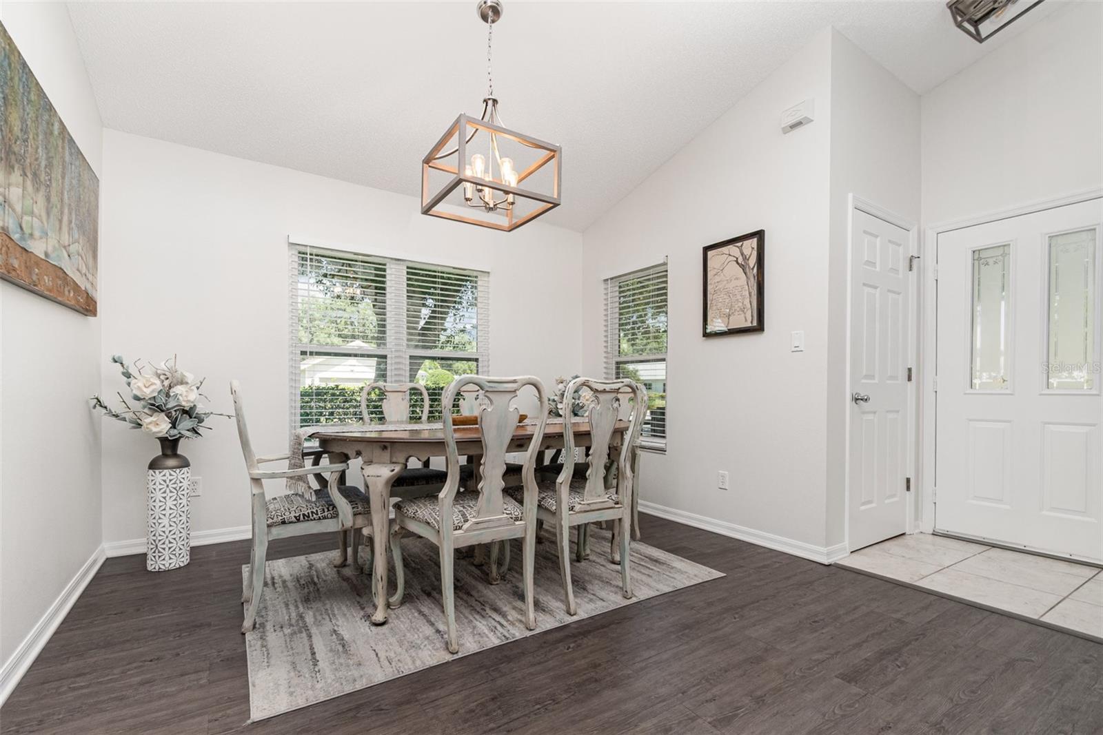 Image 10 of 30 For 4525 Eaglewood Drive
