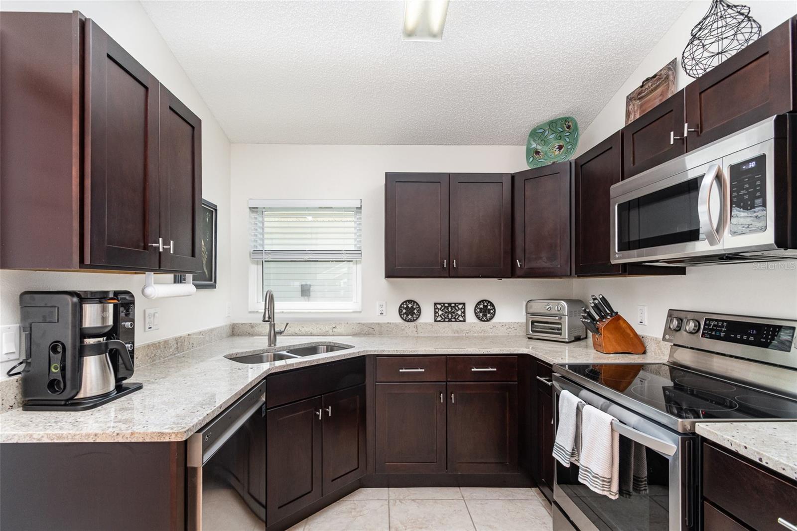 Image 13 of 30 For 4525 Eaglewood Drive