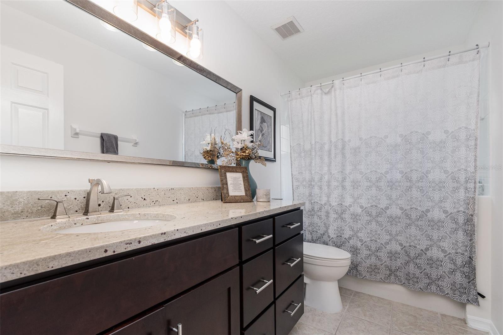 Image 23 of 30 For 4525 Eaglewood Drive