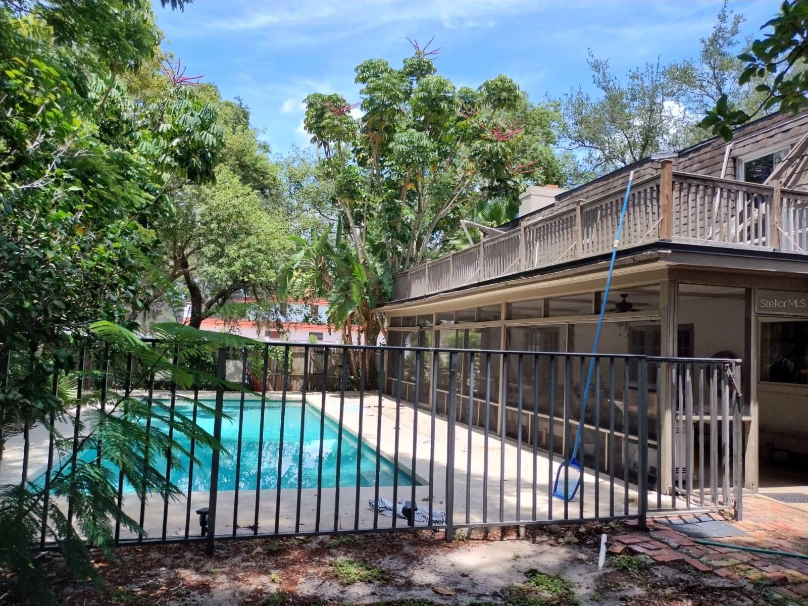 Image 15 of 17 For 9182 Bay Hill Boulevard