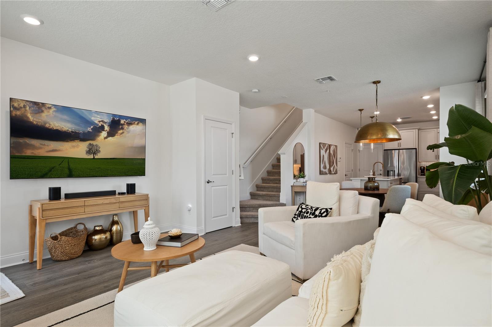 Image 8 of 45 For 8689 Tavistock Lakes Boulevard