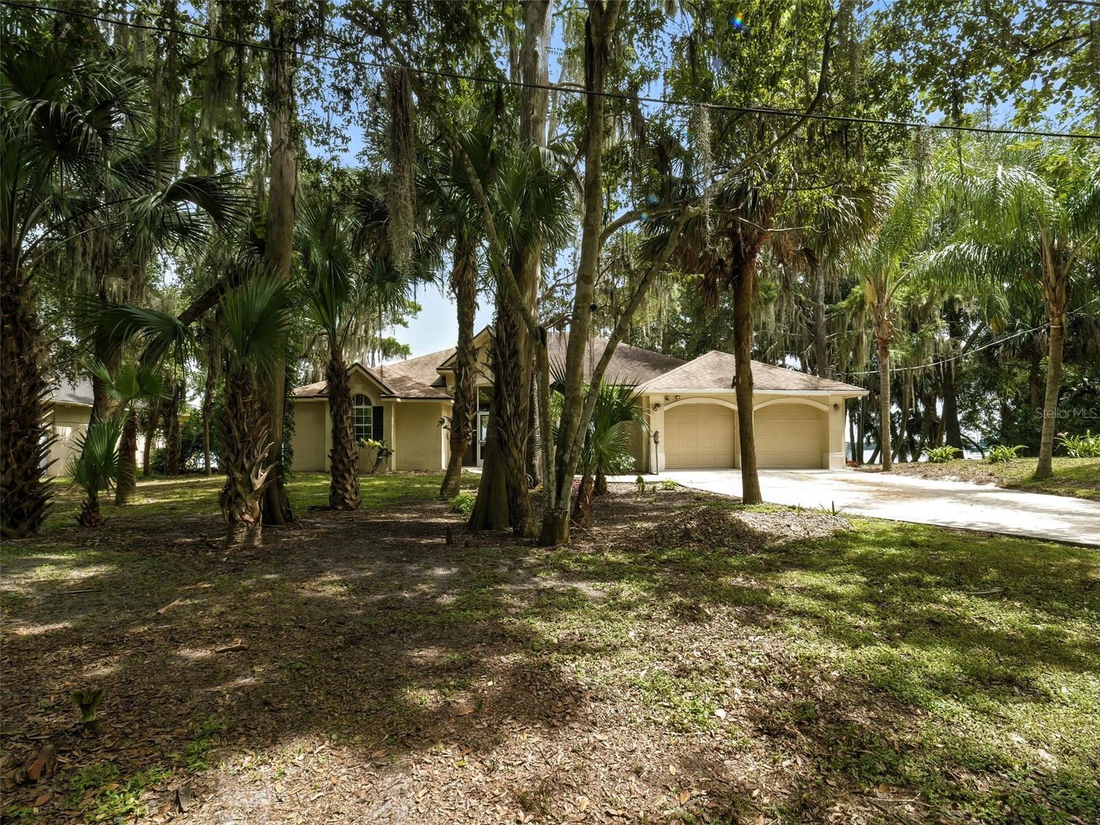 Image 23 of 26 For 6048 Una Drive