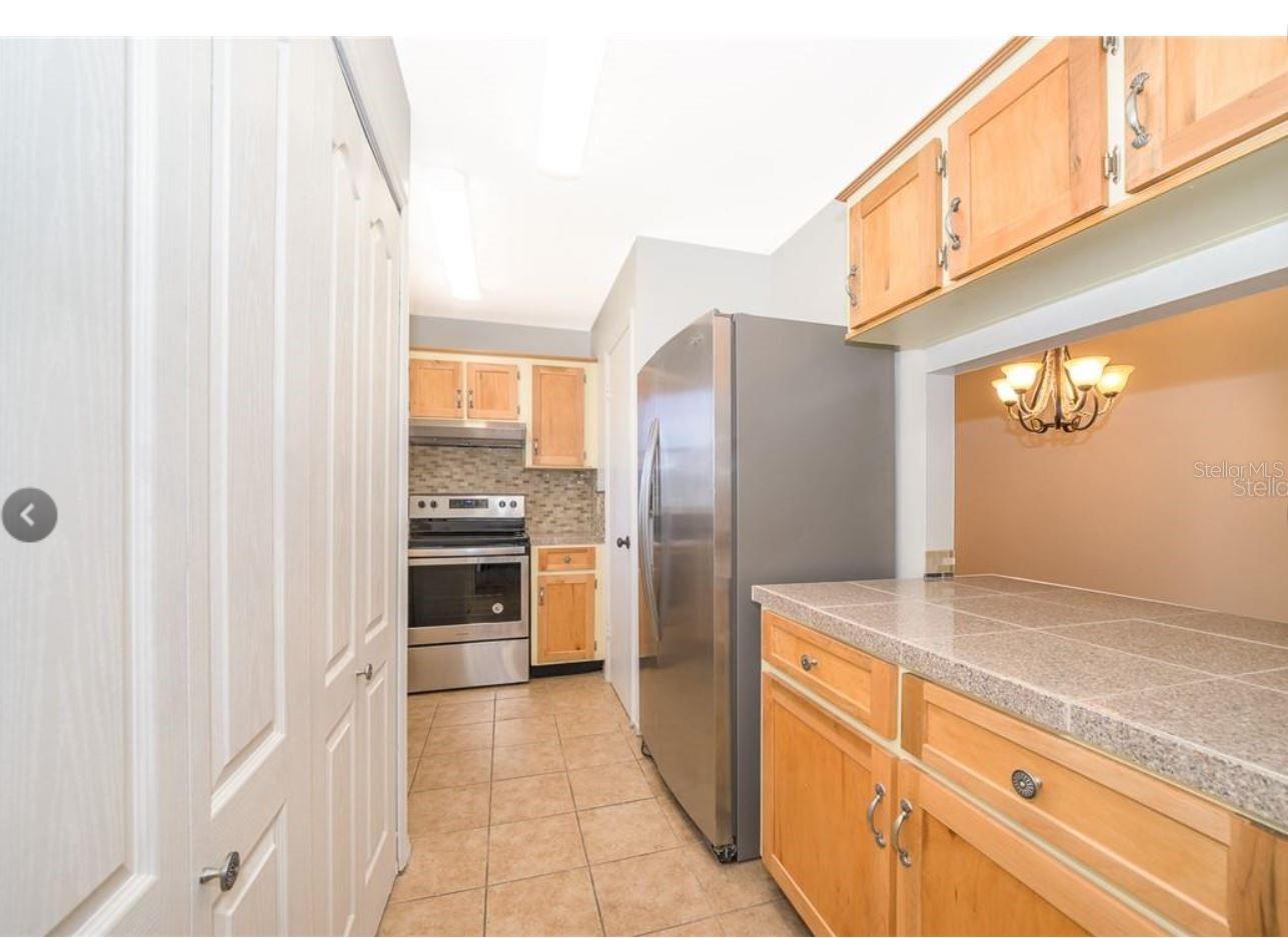 Image 13 of 25 For 4261 Pershing Pointe Place 2