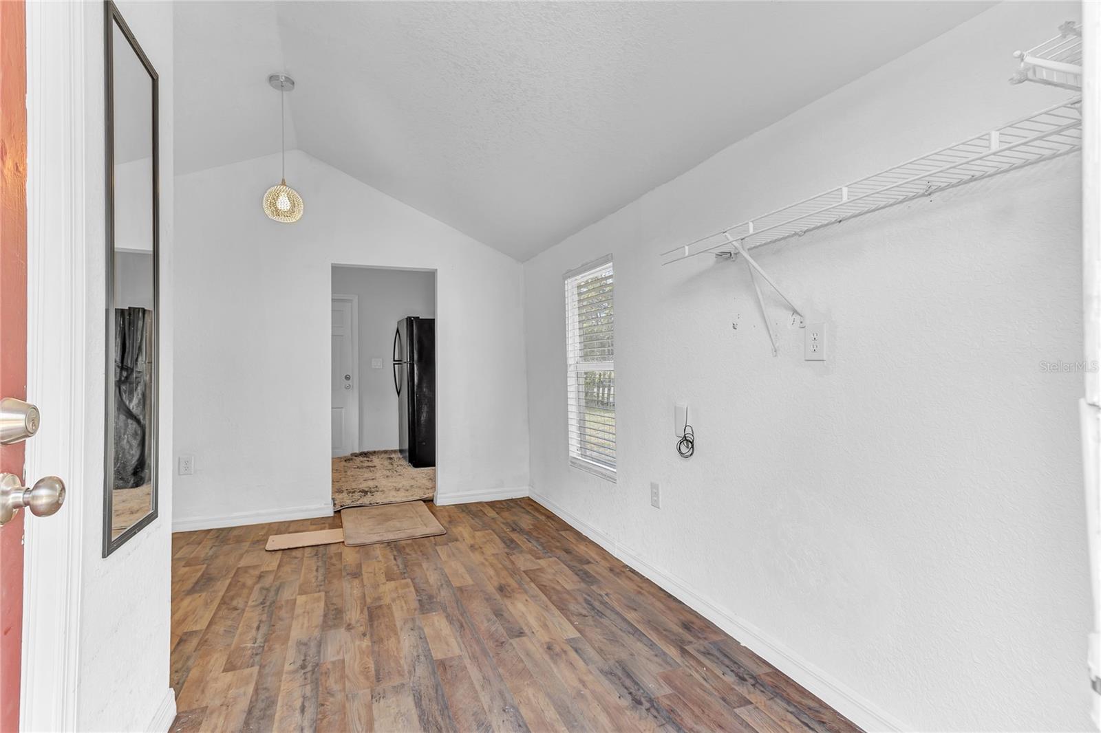 Image 21 of 25 For 2121 Woodland Drive
