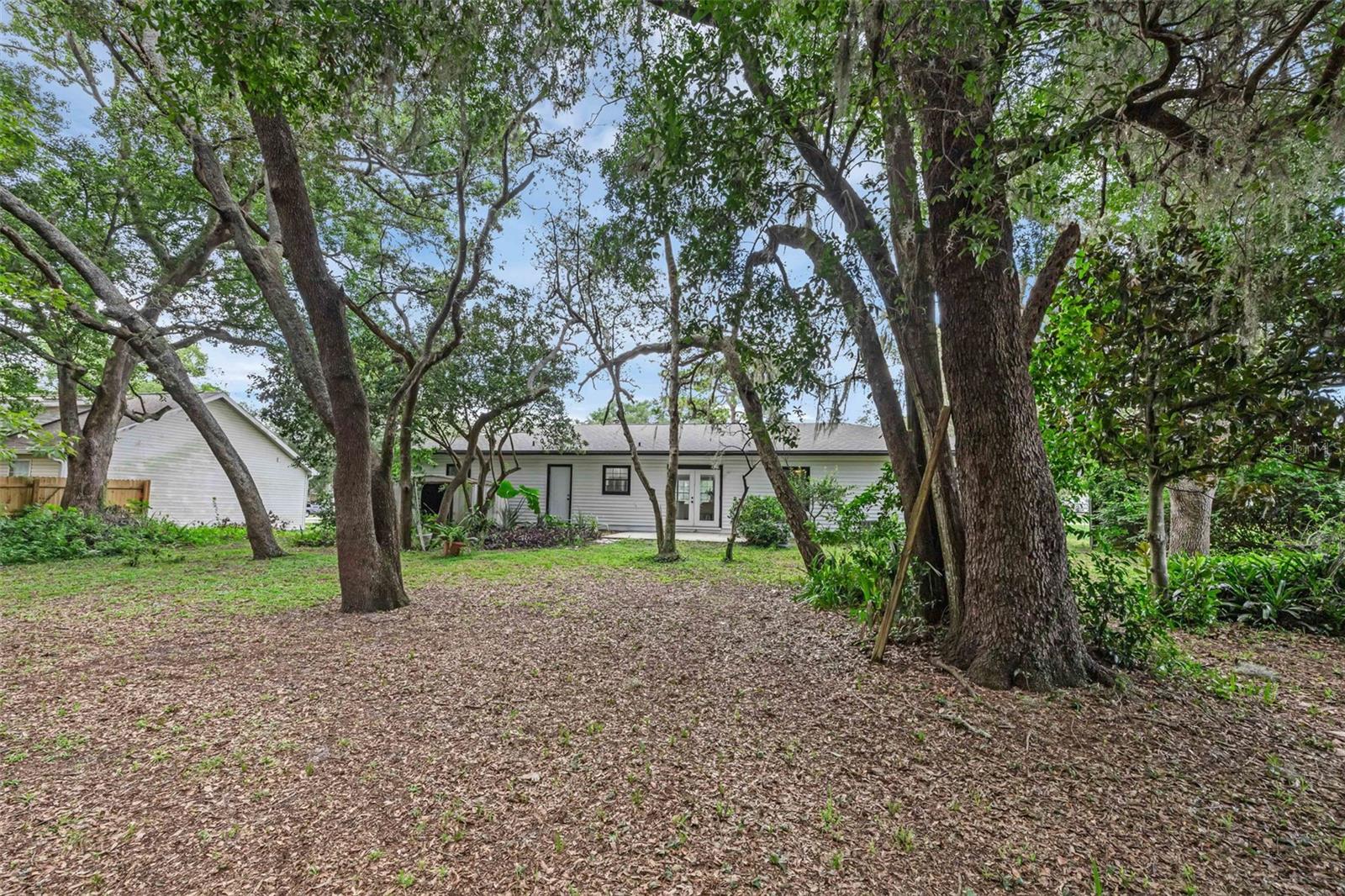 Image 36 of 42 For 401 Pine Drive