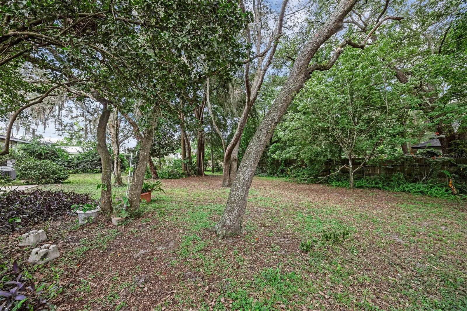 Image 37 of 42 For 401 Pine Drive