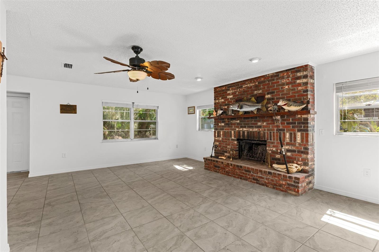 Image 10 of 82 For 3628 Hiawatha Terrace