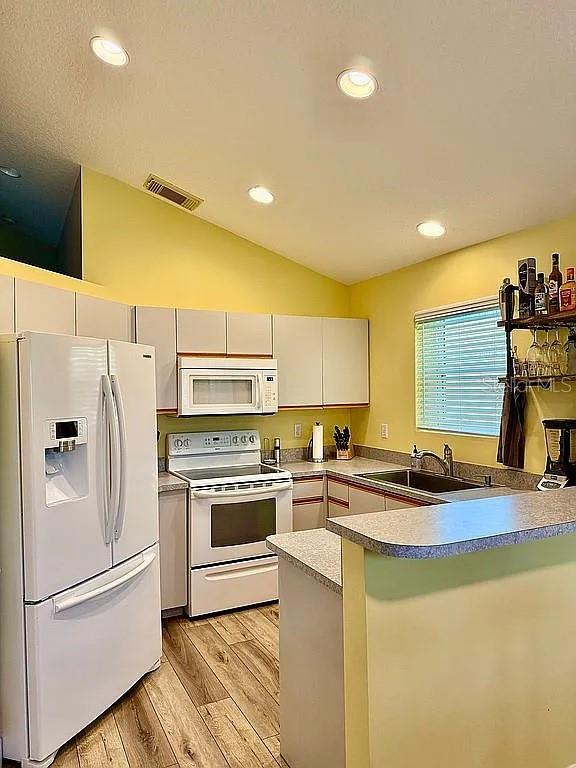 Image 4 of 19 For 524 Crawfish Drive