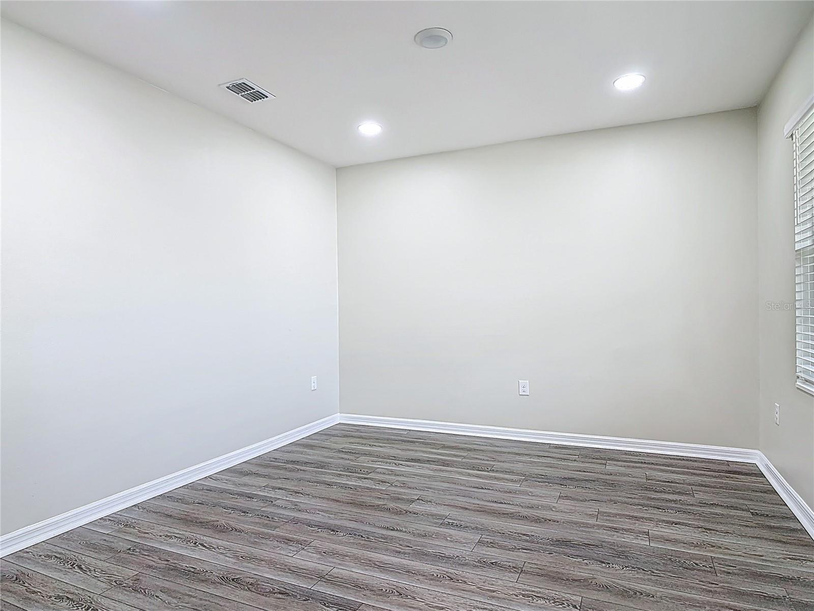 Image 5 of 68 For 3975 Silverstream Terrace