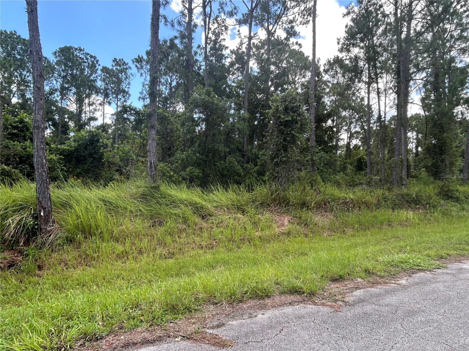 Image 4 of 6 For 4420 Gerona Avenue