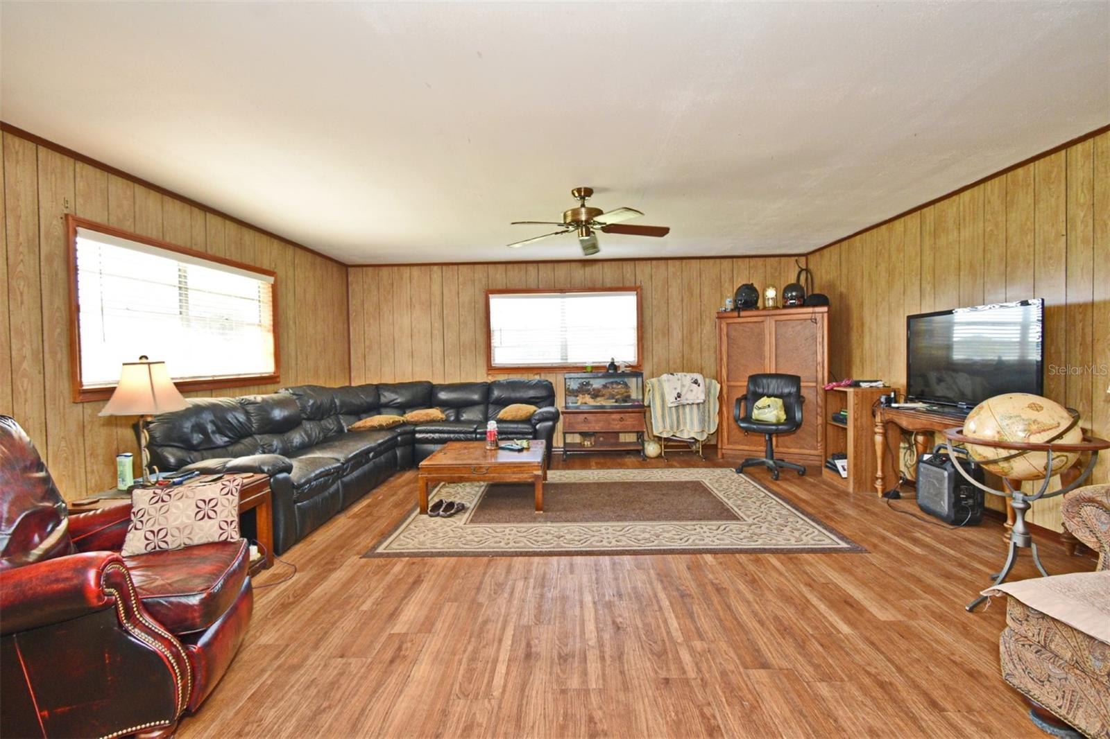 Image 11 of 67 For 23637 State Road 19