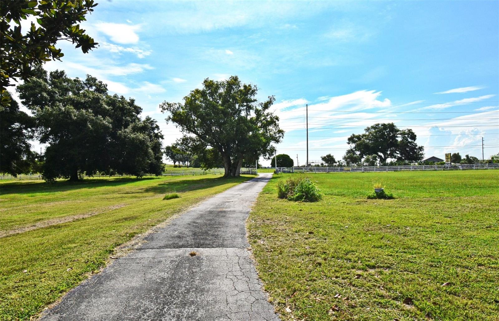 Image 43 of 67 For 23637 State Road 19