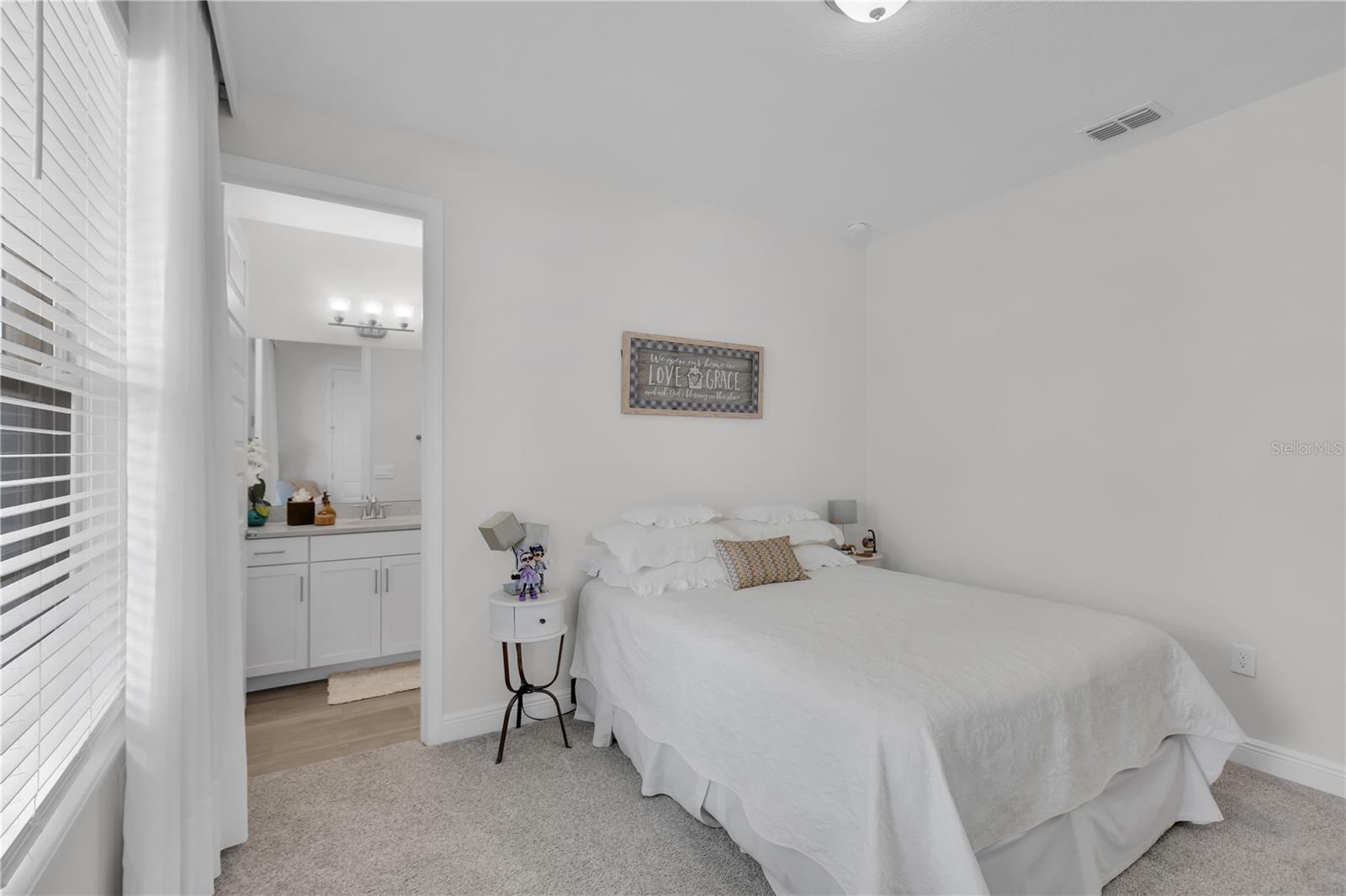 Listing photo id 22 for 8972 Sonoma Coast Drive