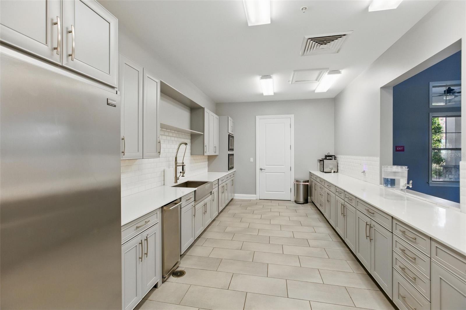 Listing photo id 66 for 8972 Sonoma Coast Drive