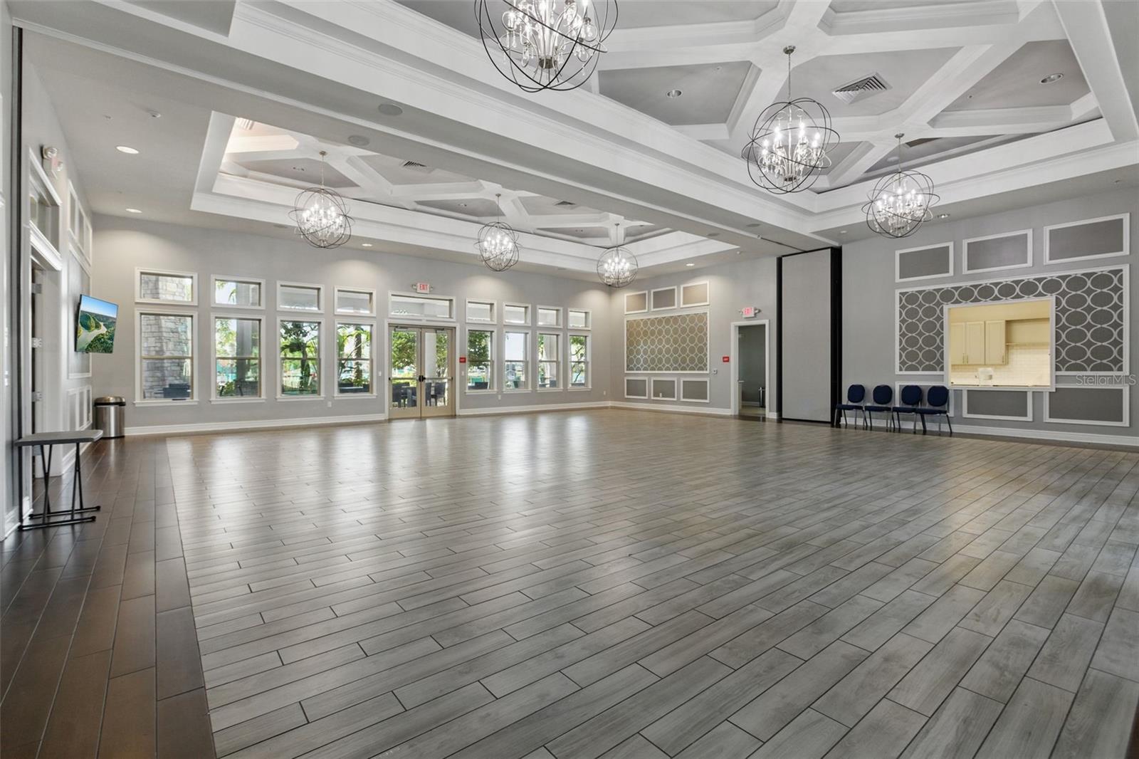 Listing photo id 68 for 8972 Sonoma Coast Drive