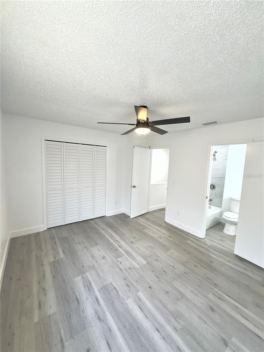 Image 3 of 10 For 12030 Tift Circle