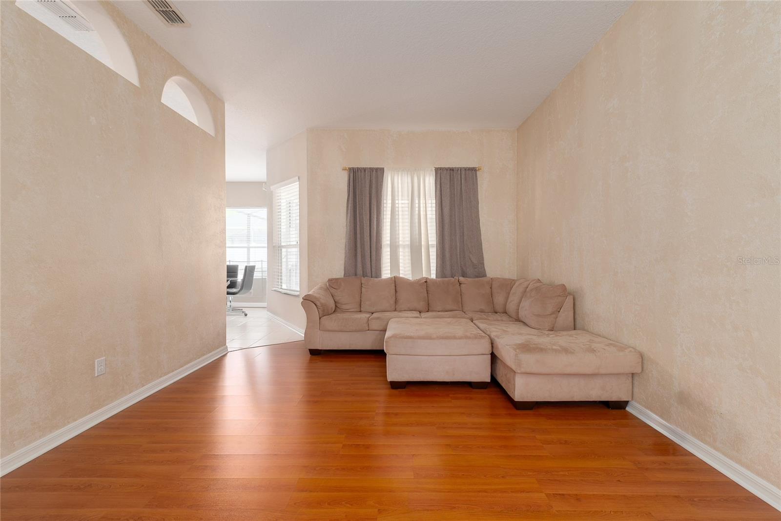 Image 10 of 47 For 12159 Shadowbrook Lane