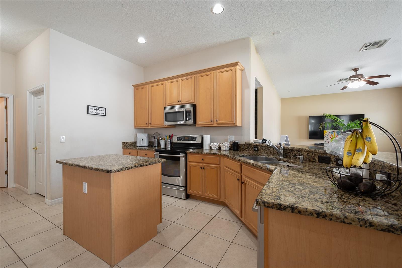 Image 12 of 47 For 12159 Shadowbrook Lane