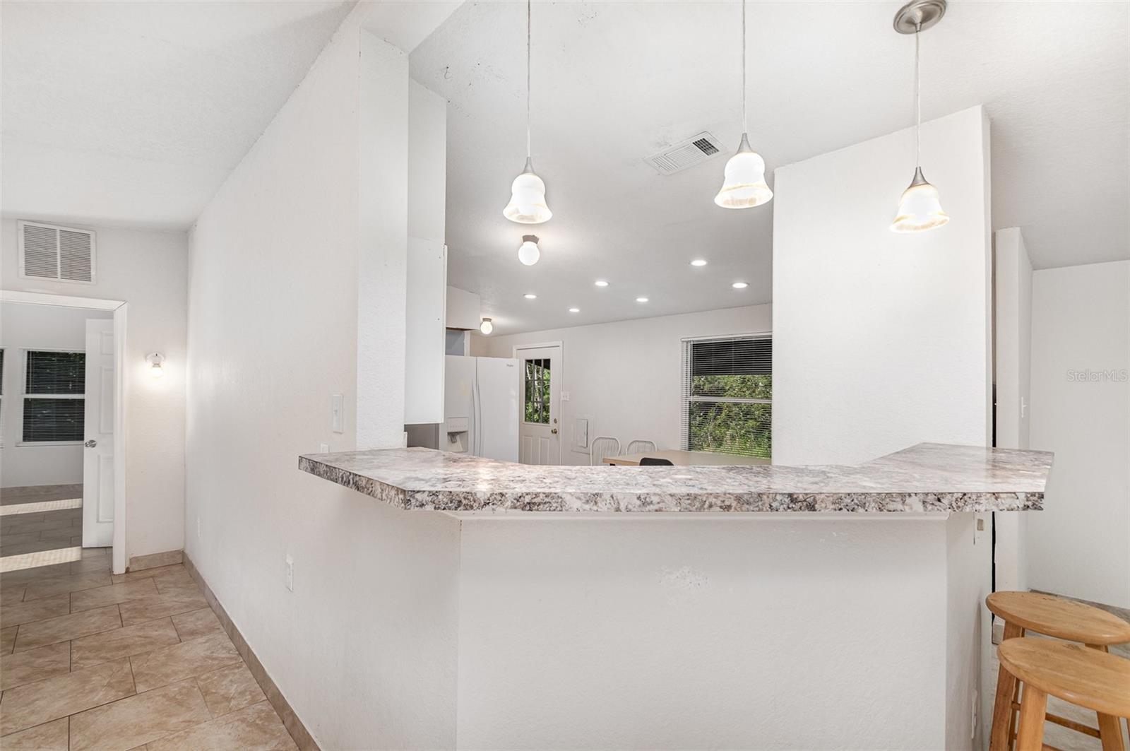 Image 9 of 39 For 39211 Coot Drive