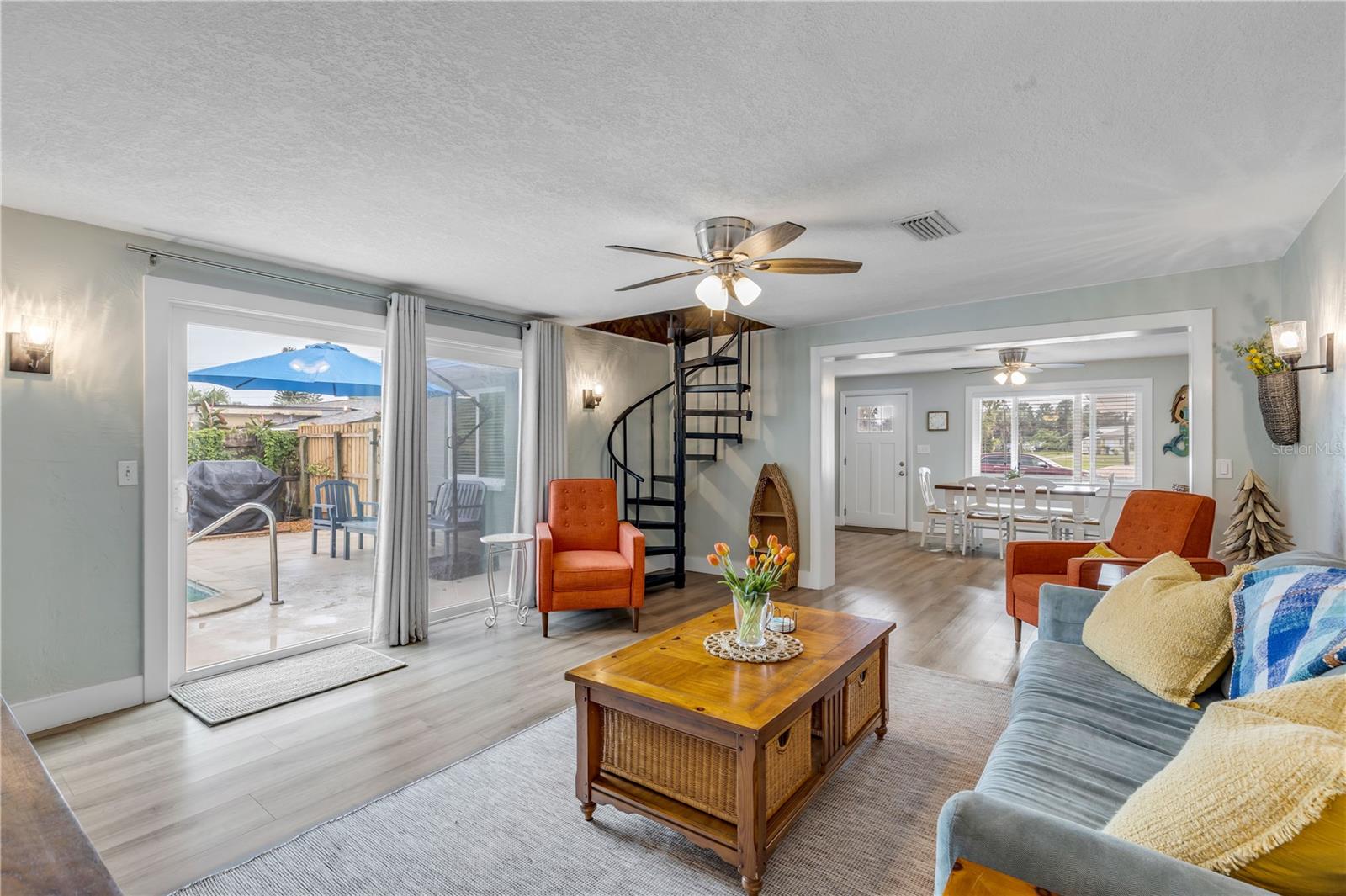 Image 18 of 62 For 4643 Katy Drive