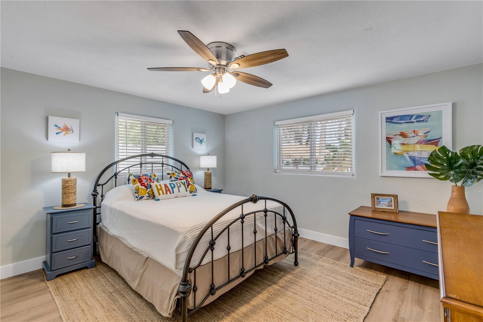 Image 27 of 62 For 4643 Katy Drive