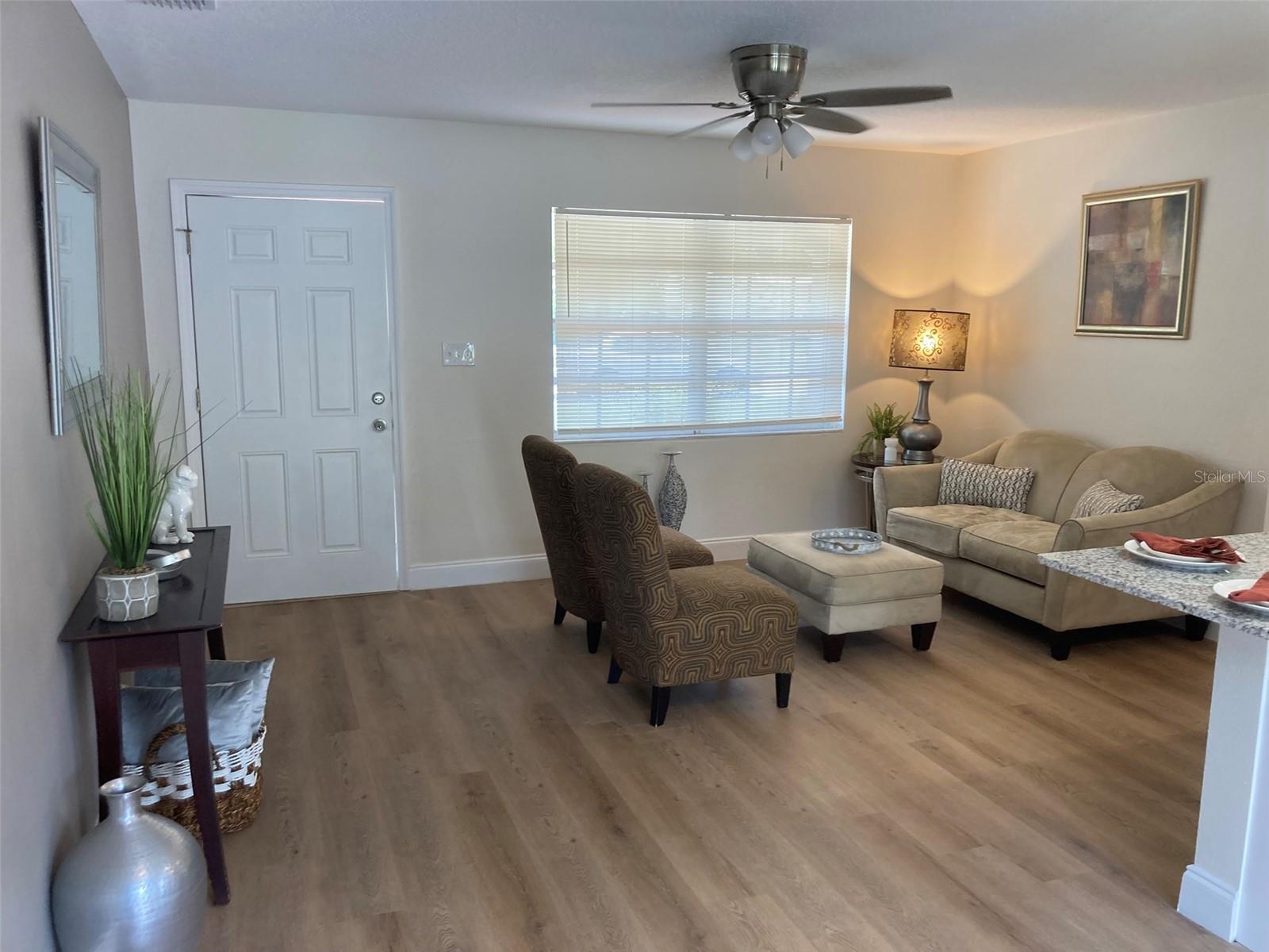 Image 2 of 11 For 7719 Whisper Place