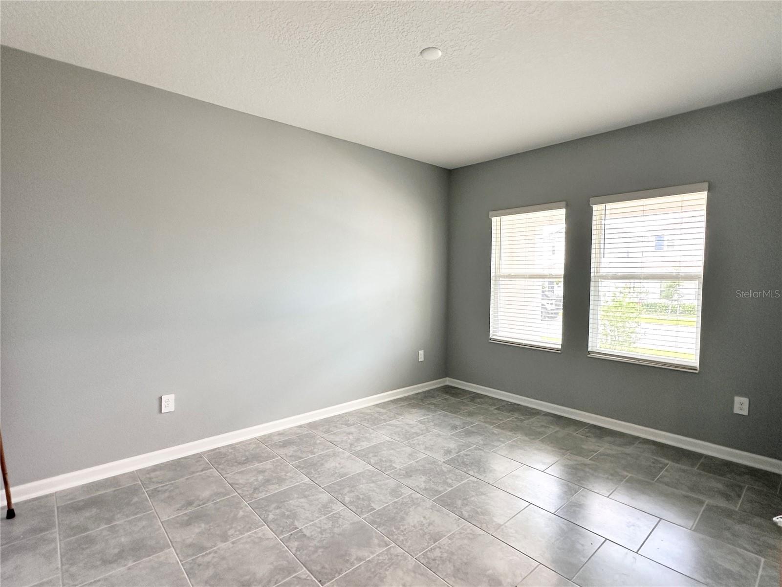 Image 9 of 21 For 4141 Jespersen Street