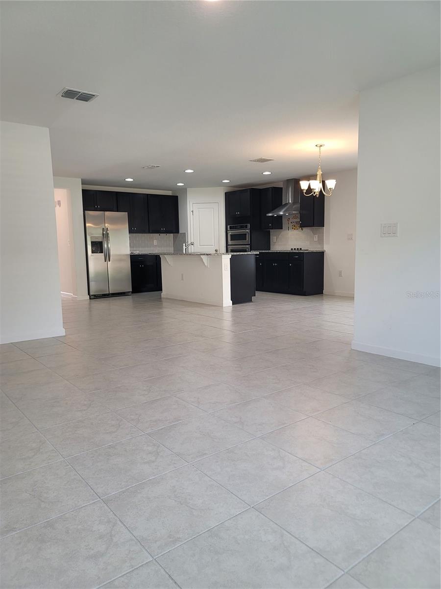 Image 14 of 52 For 3417 Yarian Drive