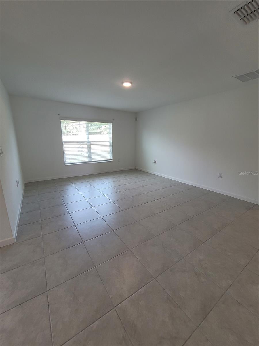 Image 30 of 52 For 3417 Yarian Drive