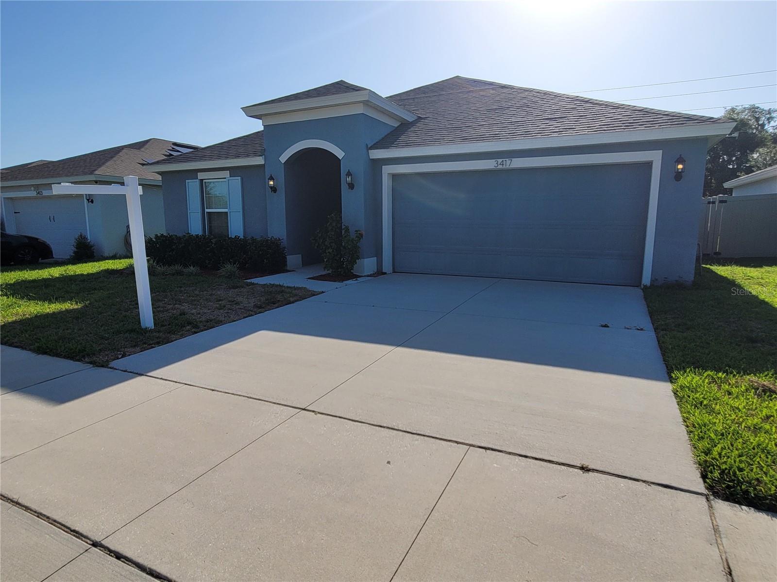 Image 37 of 52 For 3417 Yarian Drive
