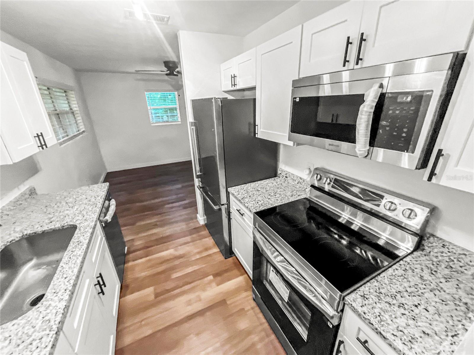Image 4 of 15 For 5110 69th Street