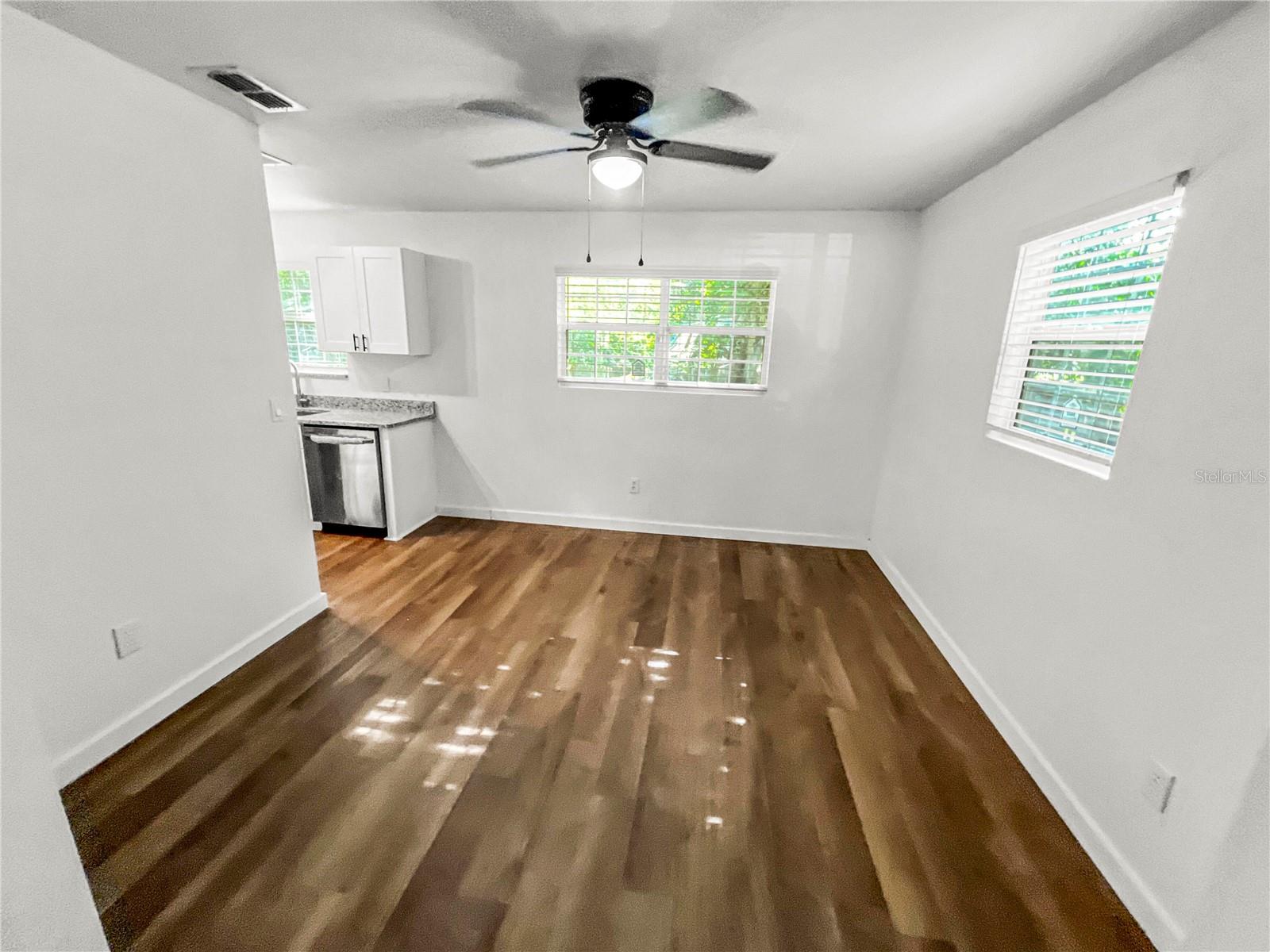 Image 7 of 15 For 5110 69th Street