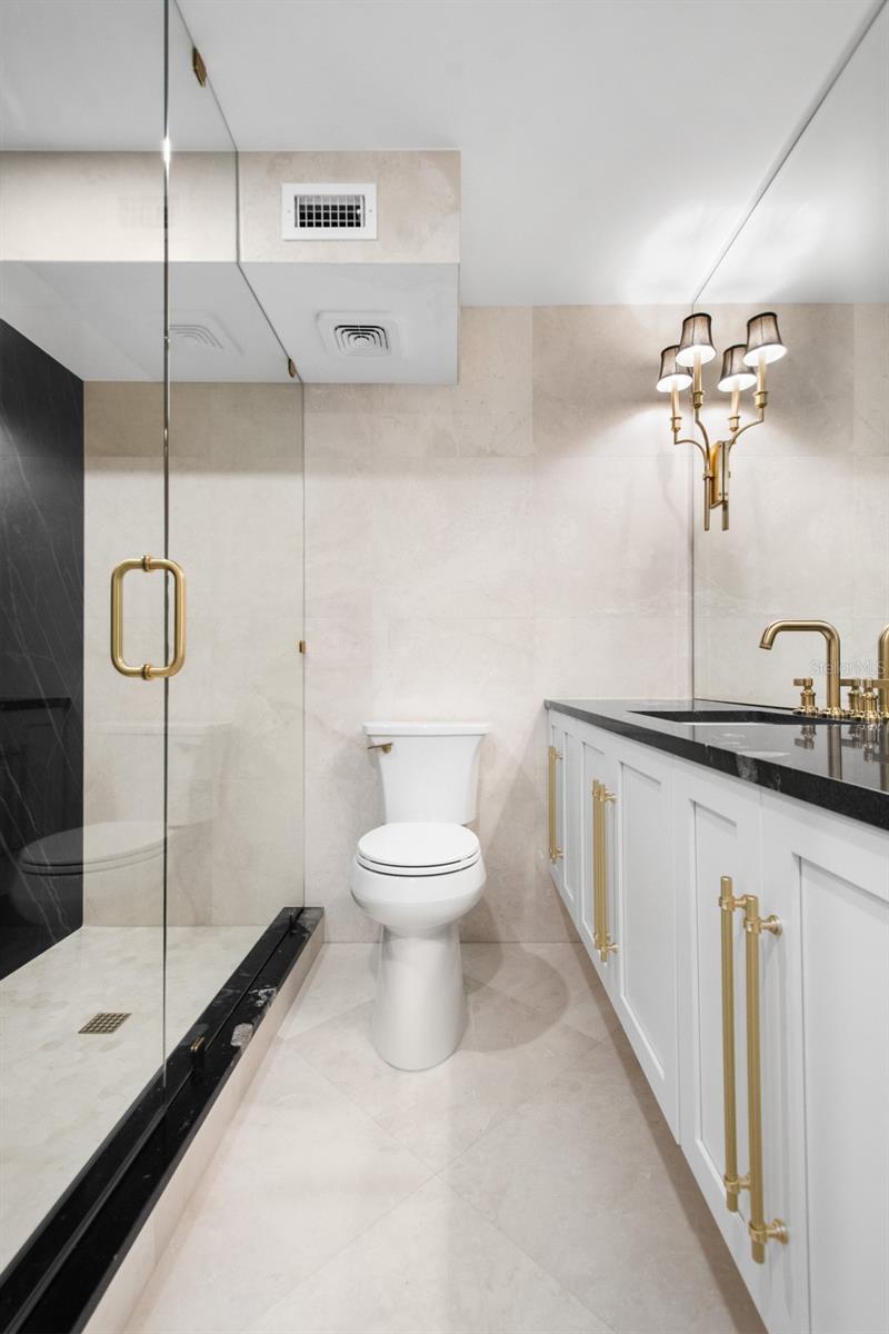 Image 33 of 53 For 100 Interlachen Avenue 404