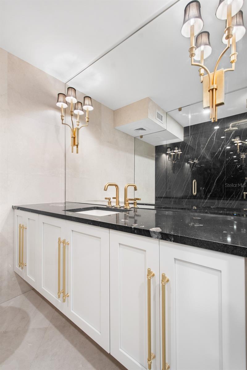 Image 34 of 53 For 100 Interlachen Avenue 404