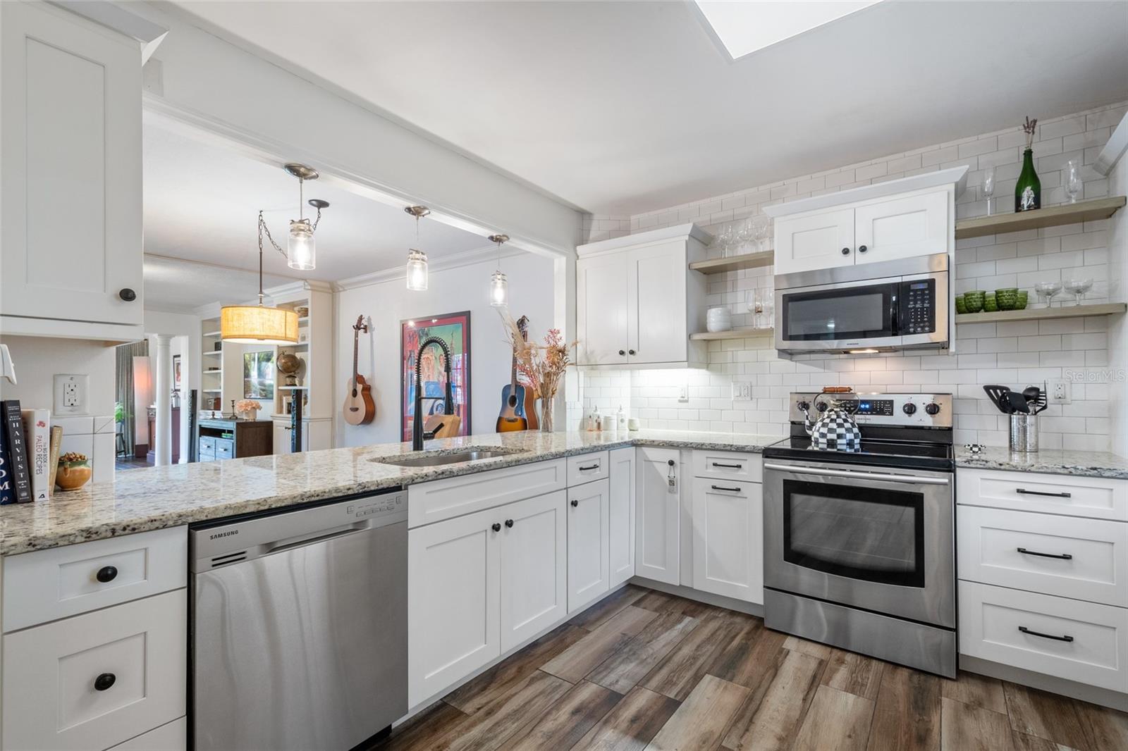 Image 12 of 58 For 104 Interlachen Avenue 114