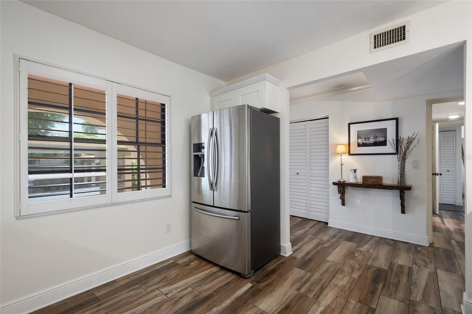 Image 13 of 58 For 104 Interlachen Avenue 114
