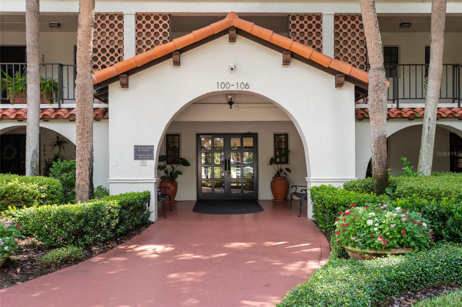 Image 2 of 58 For 104 Interlachen Avenue 114
